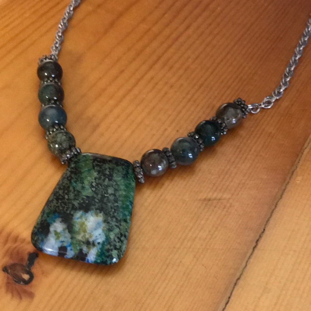Emerald green colored stone necklace